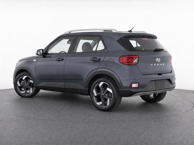 Used 2025 Hyundai Venue SEL FWD image 14