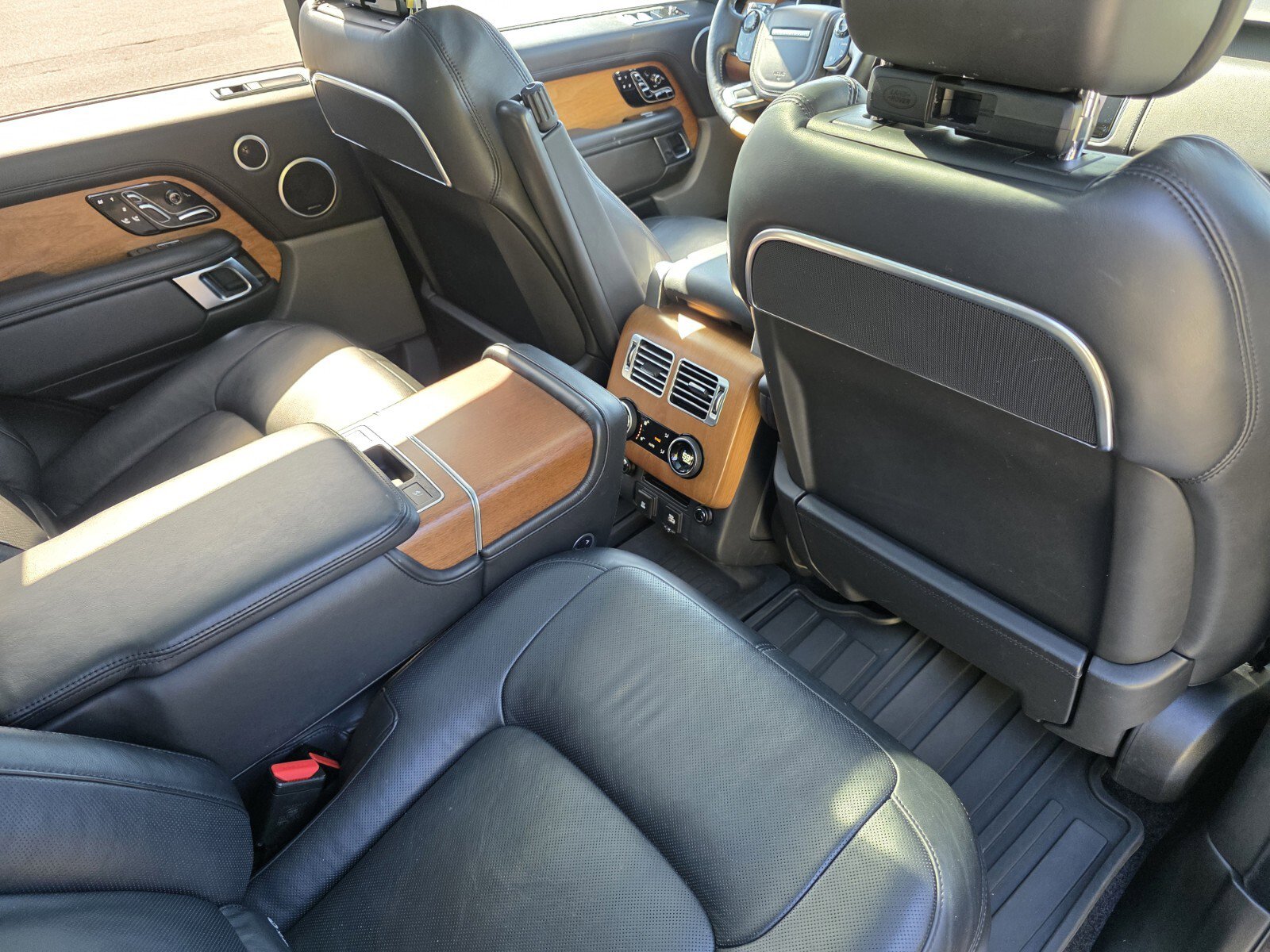 Used 2020 Land Rover Range Rover Autobiography AWD/4WD image 25