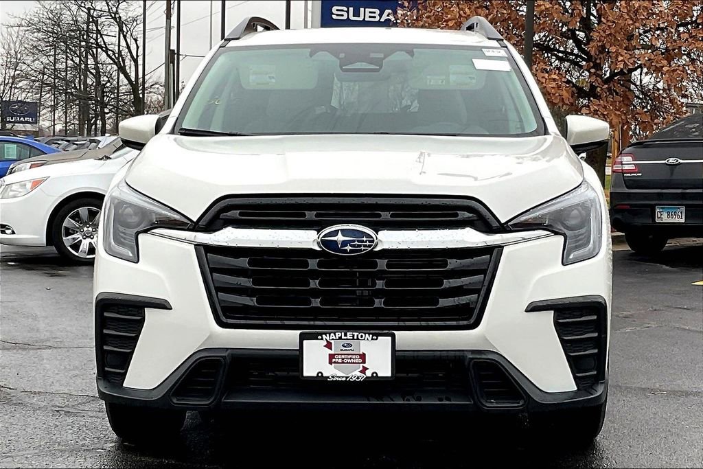 Certified 2024 Subaru Ascent Premium w/ Convenience Package image 2