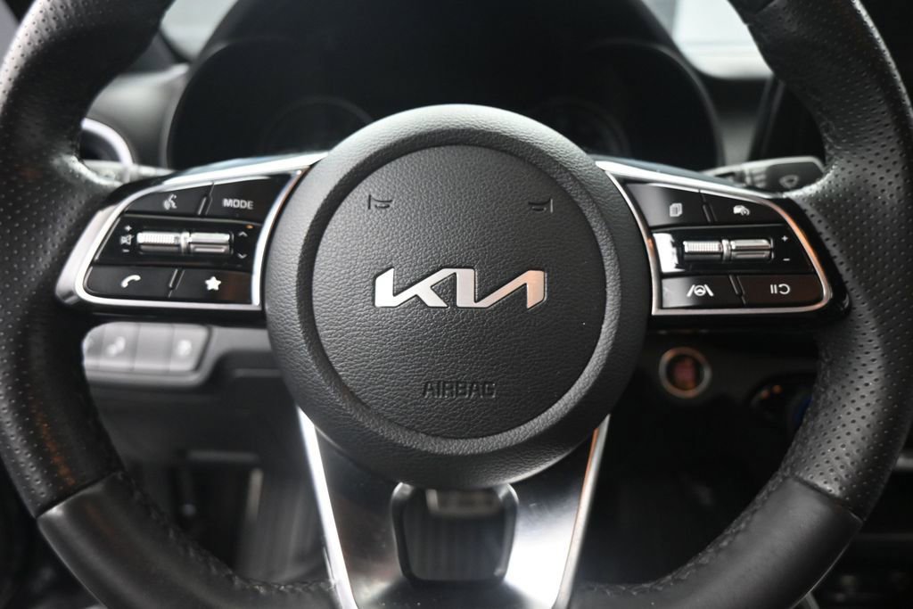 Used 2023 Kia Forte GT-Line FWD image 10