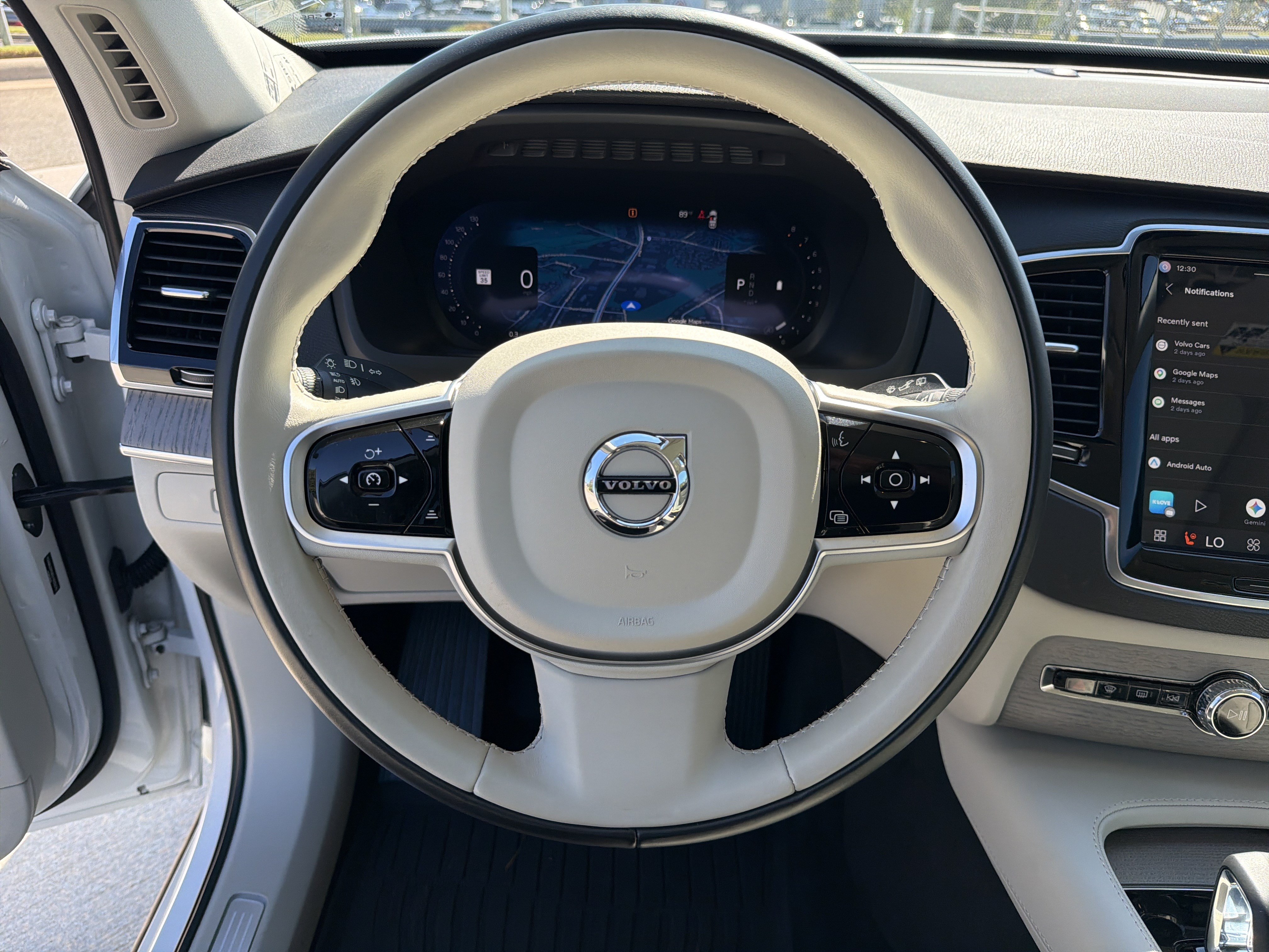 Used 2025 Volvo XC90 B6 Plus w/ Protection Package Premier AWD/4WD image 18
