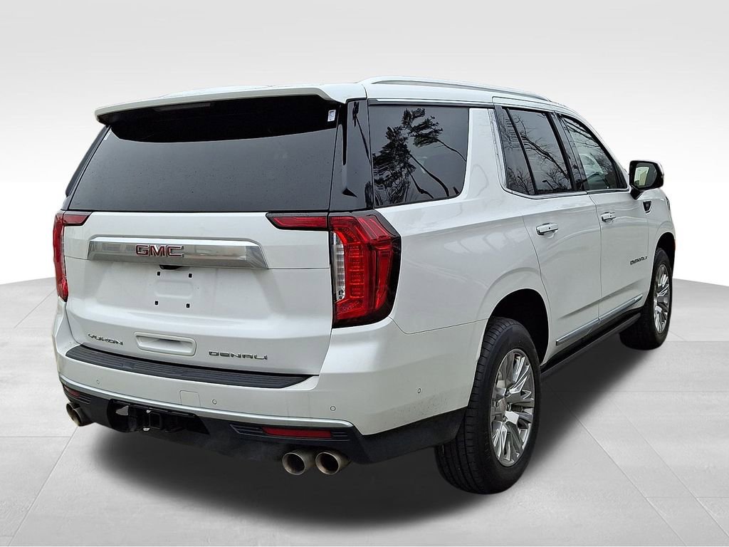 Used 2024 GMC Yukon Denali w/ Advanced Technology Package image 6