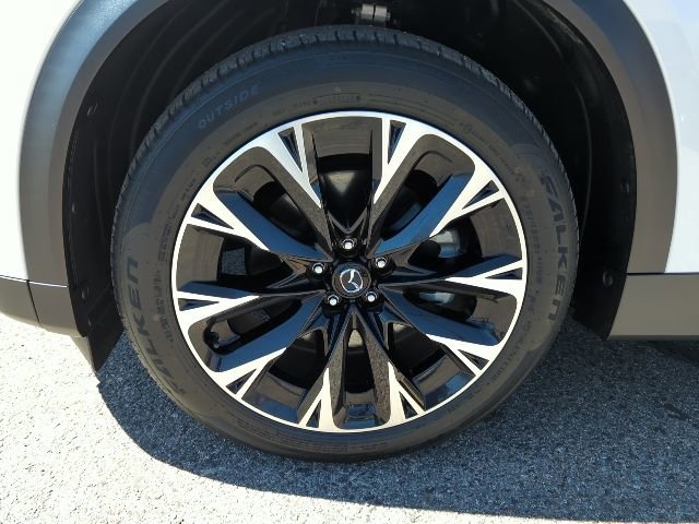 Used 2024 MAZDA CX-90 Plug-In Hybrid w/ Premium Plus image 28