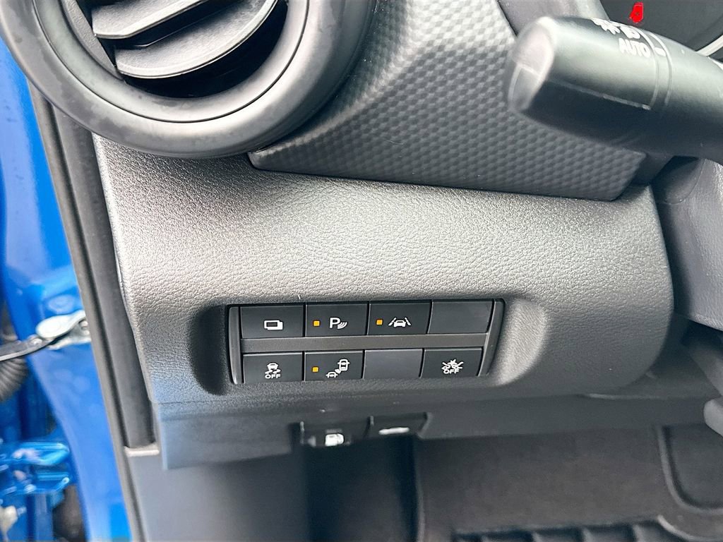 Used 2024 Nissan Kicks S image 22