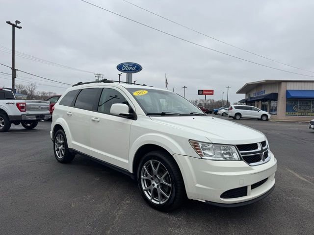 Used 2017 Dodge Journey SXT image 4