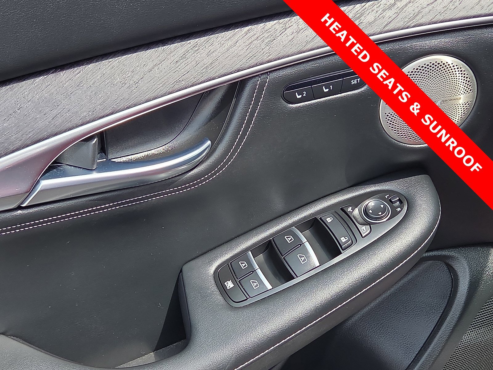 Used 2025 INFINITI QX55 Sensory image 14