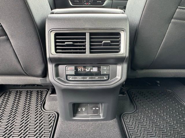 New 2026 Volkswagen Atlas SEL Premium R-Line image 13