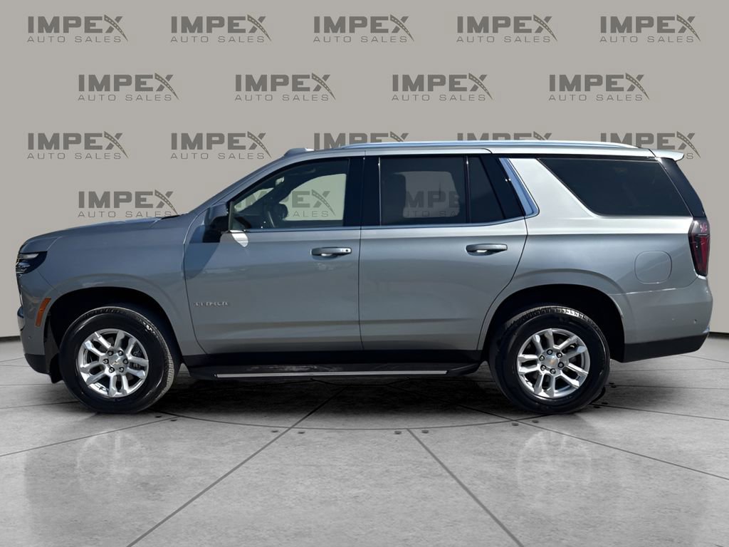 Used 2025 Chevrolet Tahoe LT AWD/4WD image 2