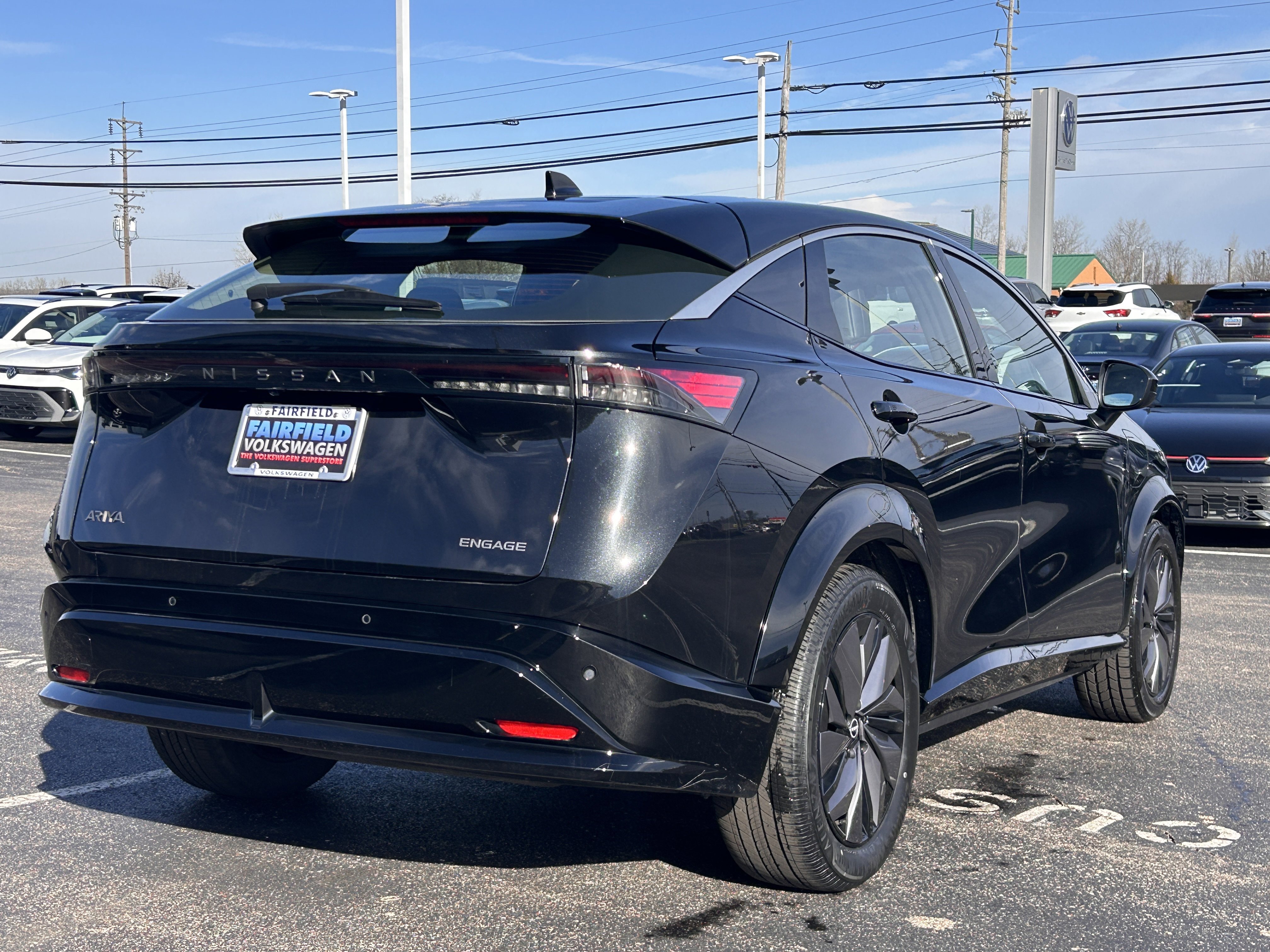 Used 2023 Nissan Ariya FWD image 7