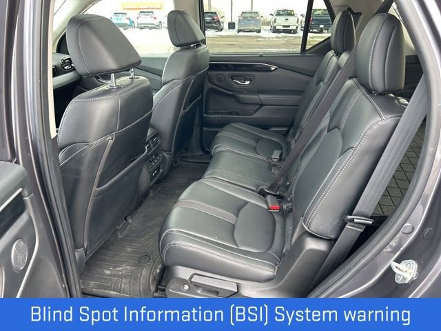 Used 2023 Honda Pilot Touring image 10