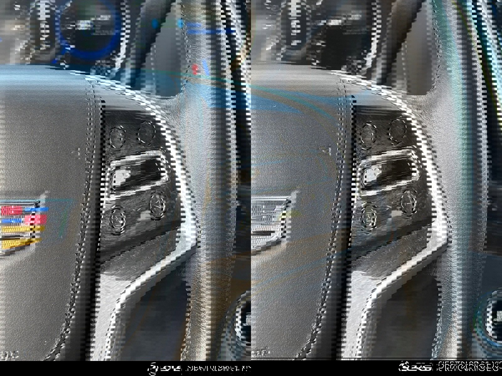 Used 2020 Cadillac Escalade ESV Platinum image 31