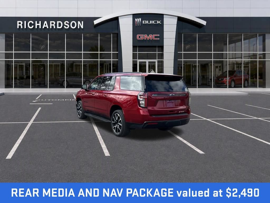 Used 2021 Chevrolet Suburban RST w/ Luxury Package AWD/4WD image 3