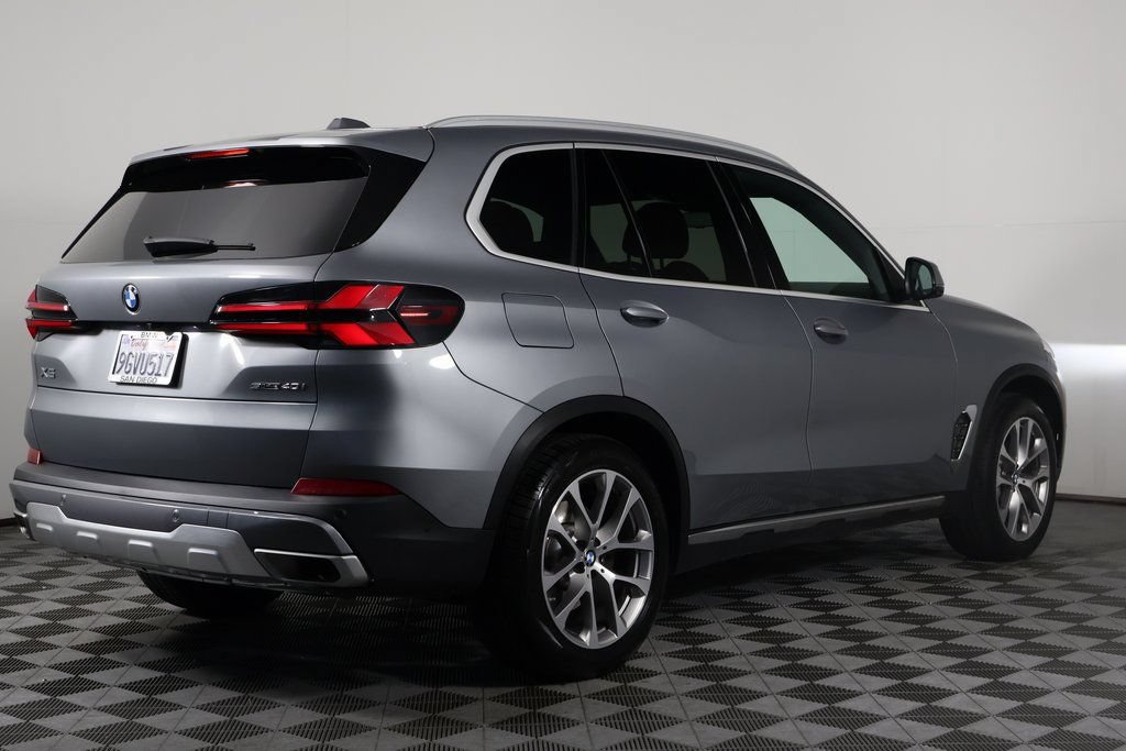Used 2024 BMW X5 sDrive40i w/ Premium Package RWD image 4