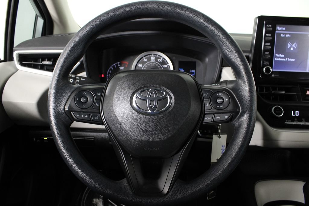 Used 2022 Toyota Corolla LE image 23