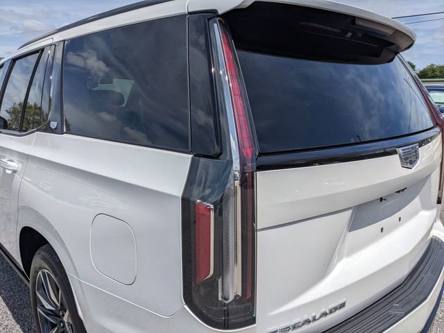 Used 2024 Cadillac Escalade Sport Platinum w/ Heavy-Duty Trailer Package image 11