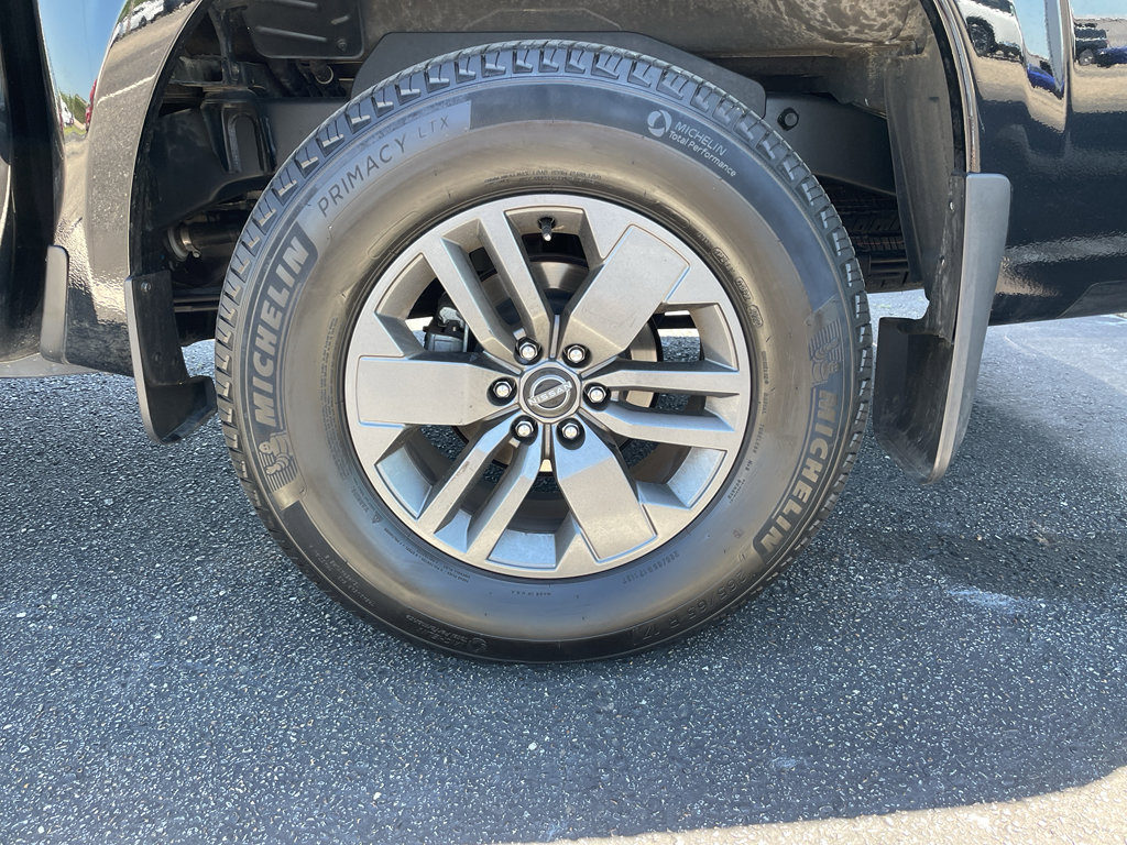 Certified 2025 Nissan Frontier SV w/ SV Convenience Package image 24