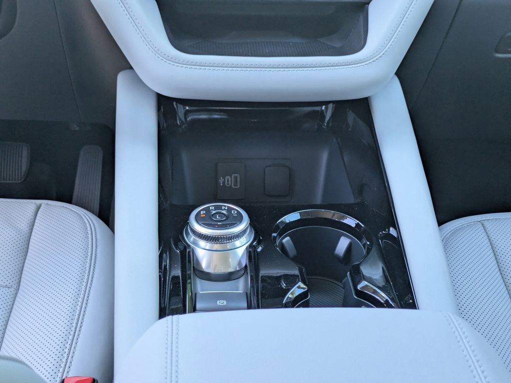 New 2026 Ford Explorer Platinum image 23