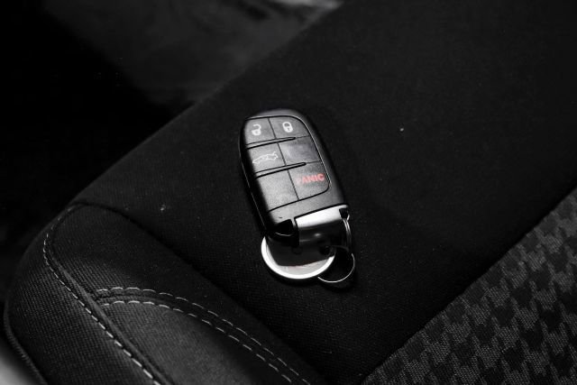 Used 2020 Dodge Challenger SXT image 59