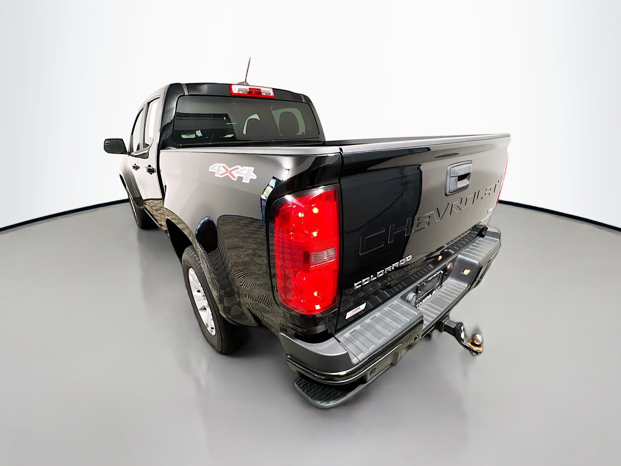 Used 2021 Chevrolet Colorado LT w/ Safety Package AWD/4WD image 8