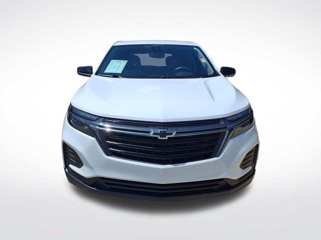 Used 2024 Chevrolet Equinox LS w/ LS Convenience Package FWD image 2