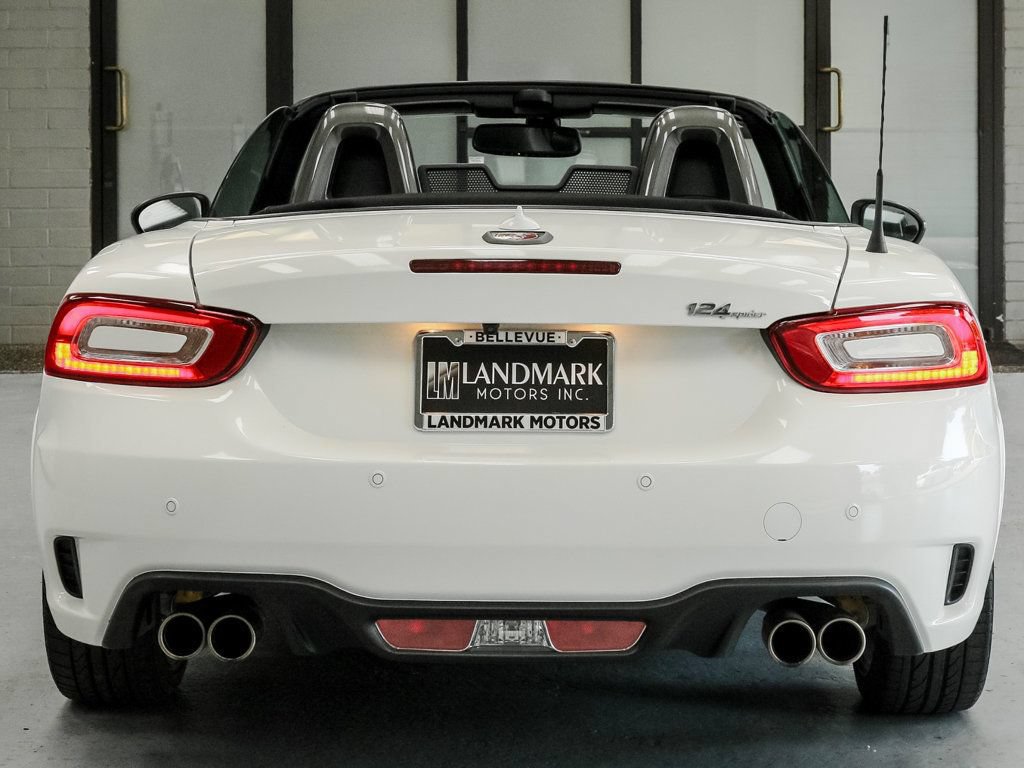 Used 2019 FIAT 124 Spider Abarth w/ Convenience Group RWD image 23