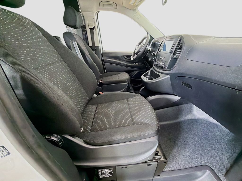 Used 2022 Mercedes-Benz Metris image 15