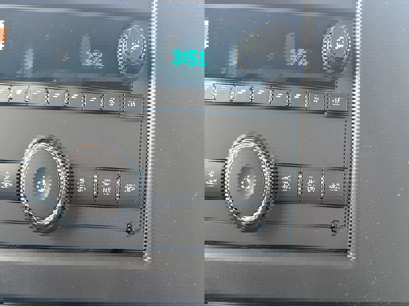 New 2025 Chevrolet Express 4500 w/ Power Convenience Package image 48