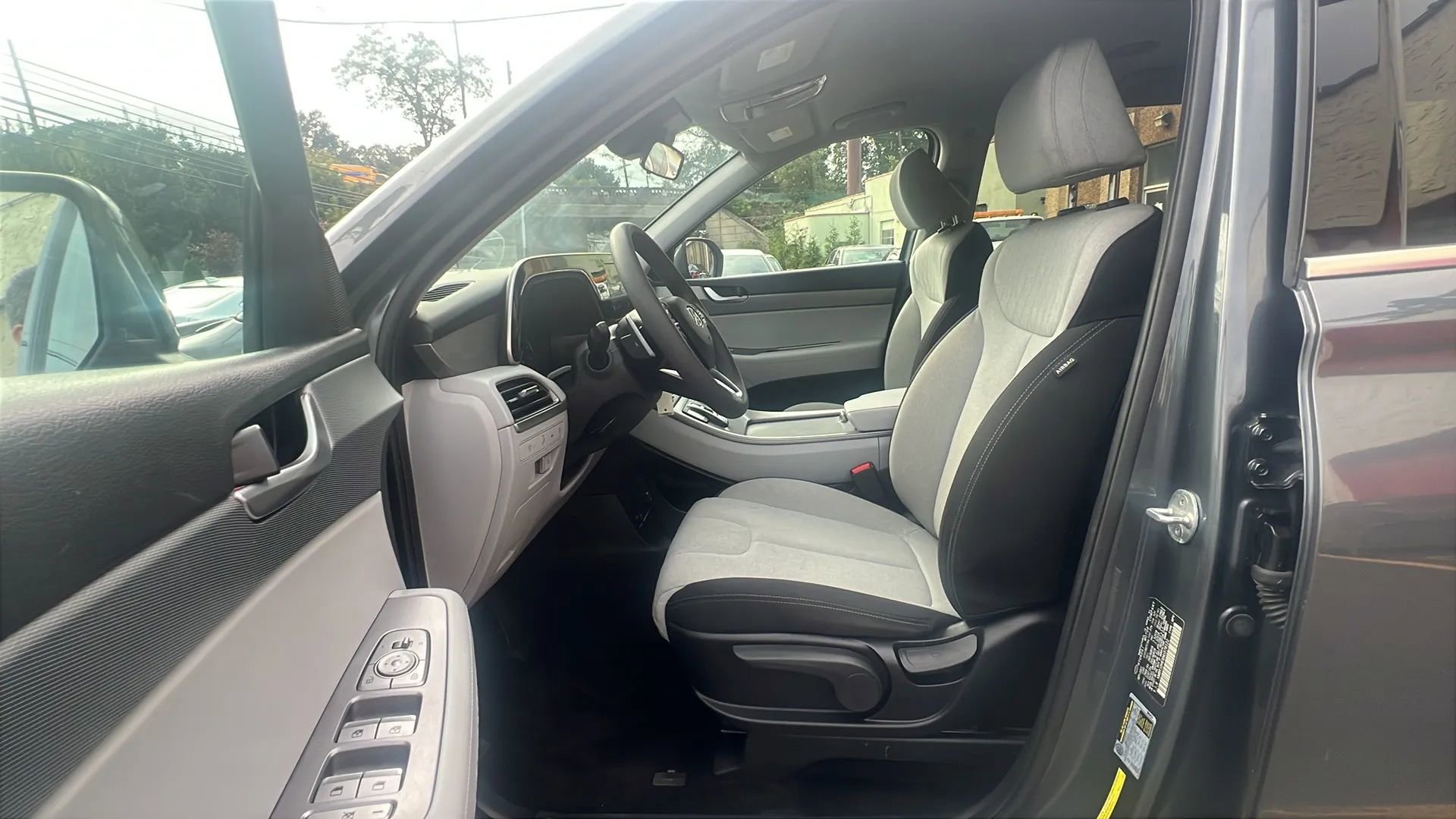 Used 2022 Hyundai Palisade SE image 27