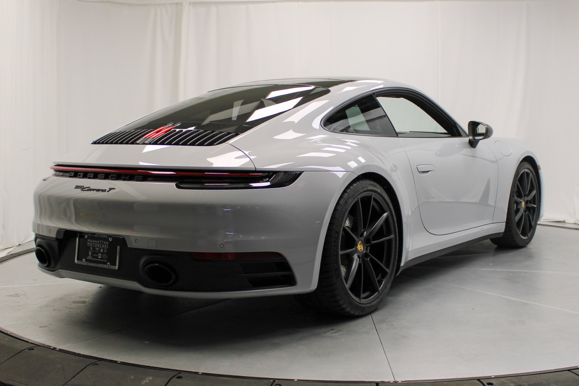 Certified 2024 Porsche 911 Carrera T image 9
