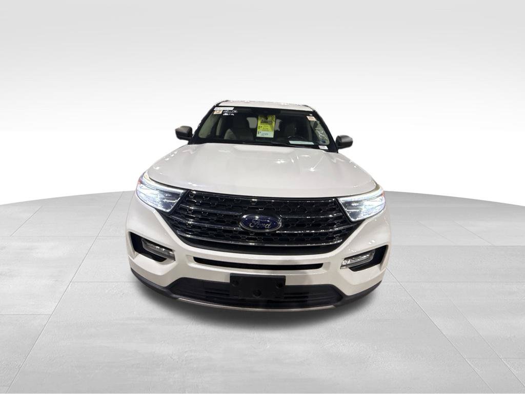 Used 2020 Ford Explorer XLT w/ Equipment Group 202A AWD/4WD image 10