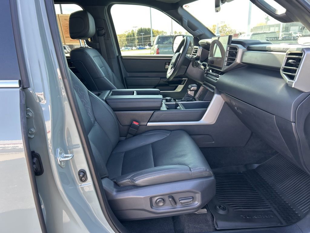 Used 2025 Toyota Tundra Limited image 21