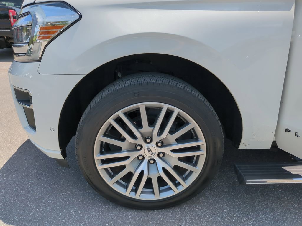 Certified 2022 Ford Expedition Platinum RWD image 34