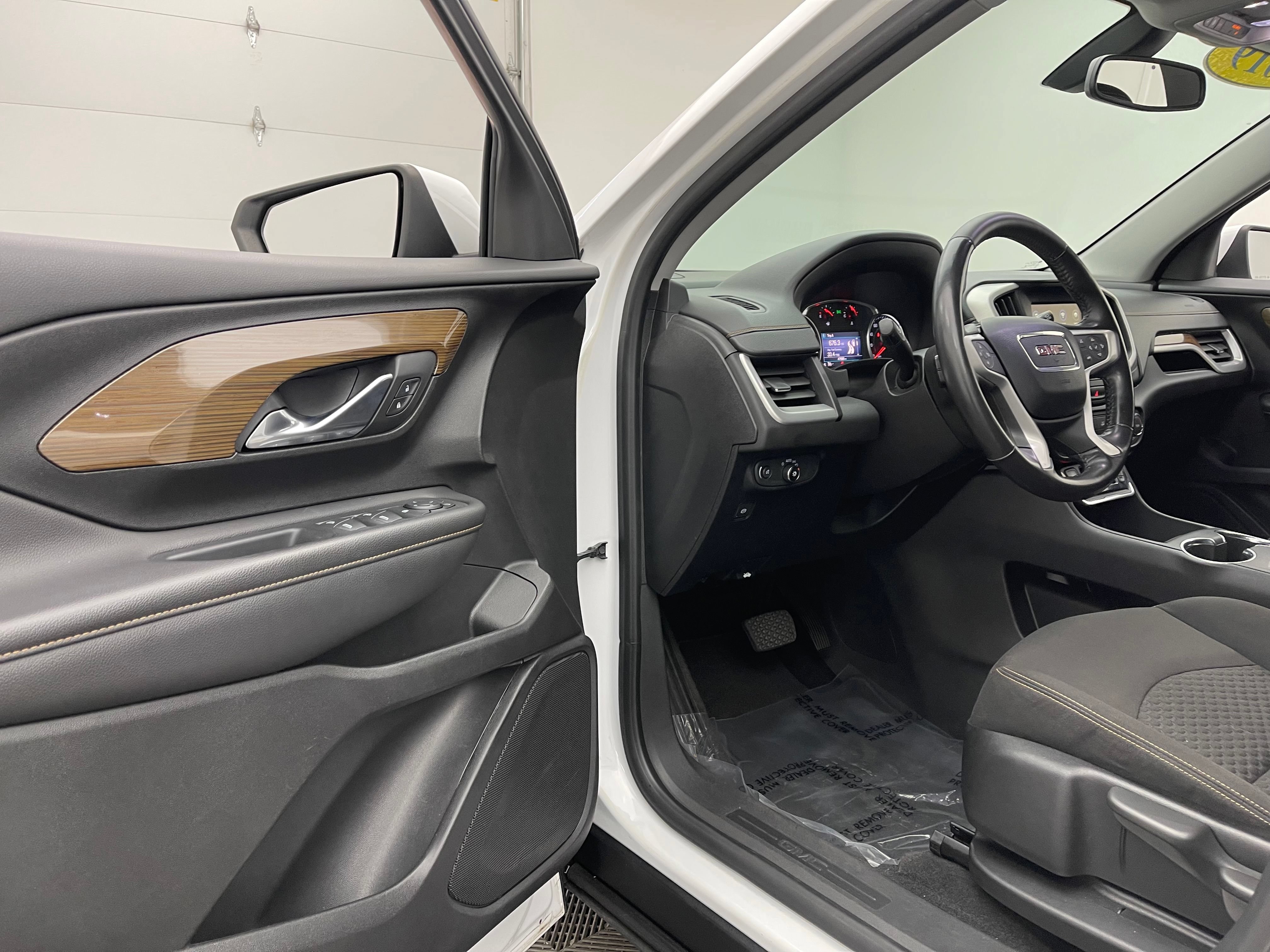 Used 2019 GMC Terrain SLE FWD image 13