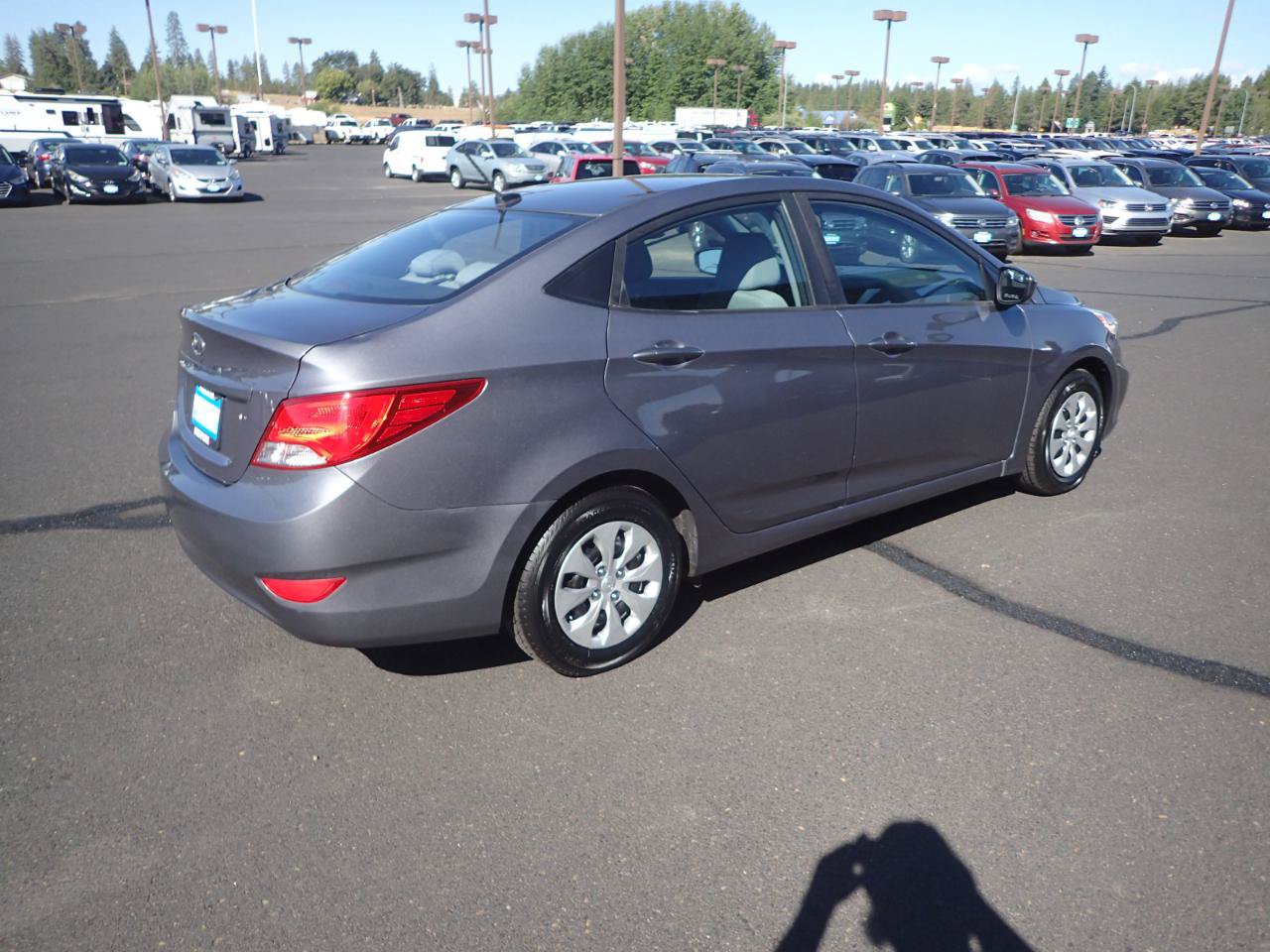 Used 2016 Hyundai Accent SE FWD image 5