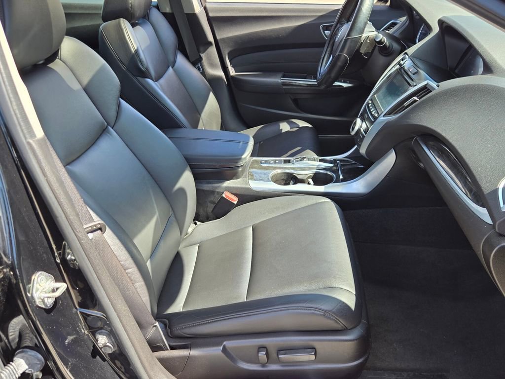 Used 2018 Acura TLX V6 SH-AWD image 17