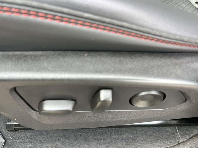 Certified 2024 GMC Canyon AT4X image 18