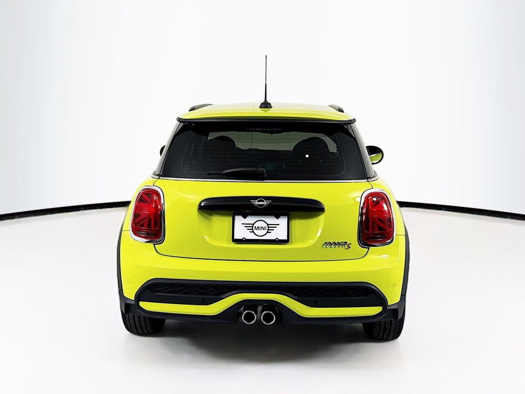 Certified 2024 MINI Cooper S w/ Signature Upholstery Package FWD image 6