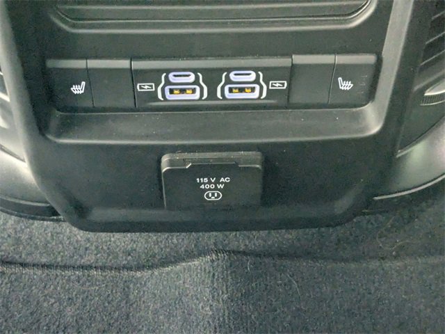 Used 2025 RAM 1500 Laramie image 27