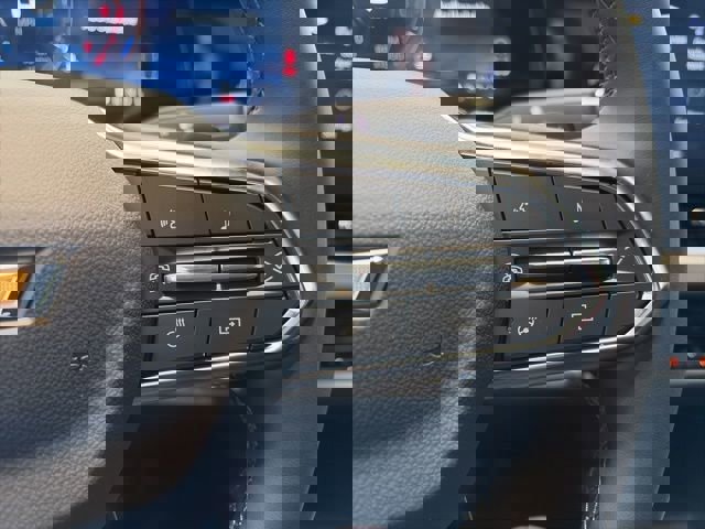 New 2026 Chevrolet Equinox LT image 18