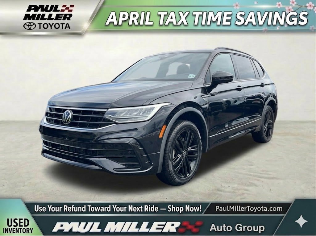 Used 2022 Volkswagen Tiguan SE R-Line