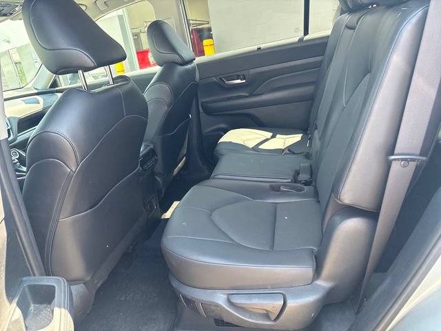 Used 2024 Toyota Grand Highlander AWD Hybrid image 9