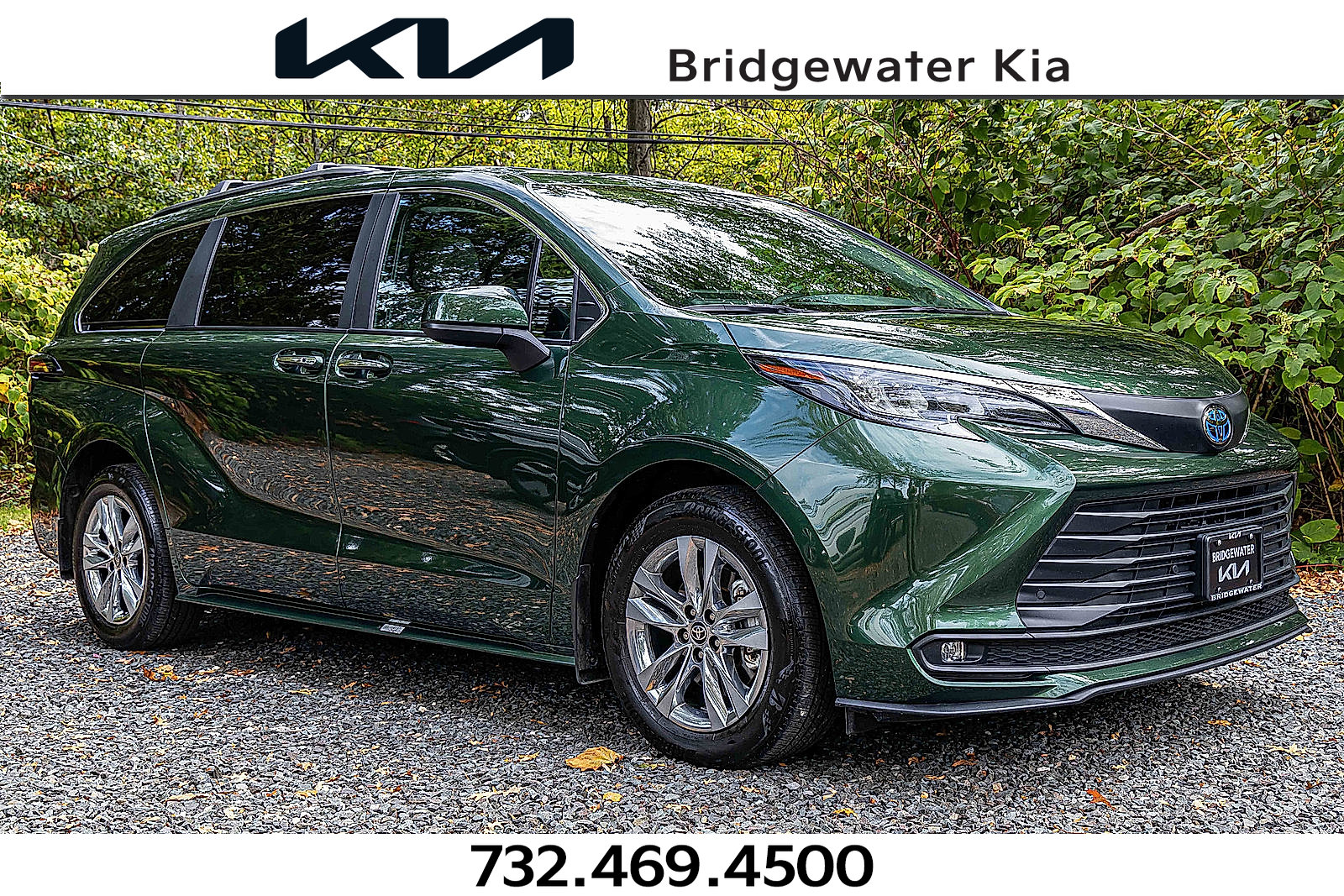 Used 2025 Toyota Sienna XLE