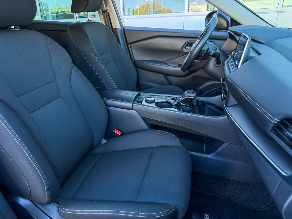 Certified 2025 Nissan Rogue S image 8