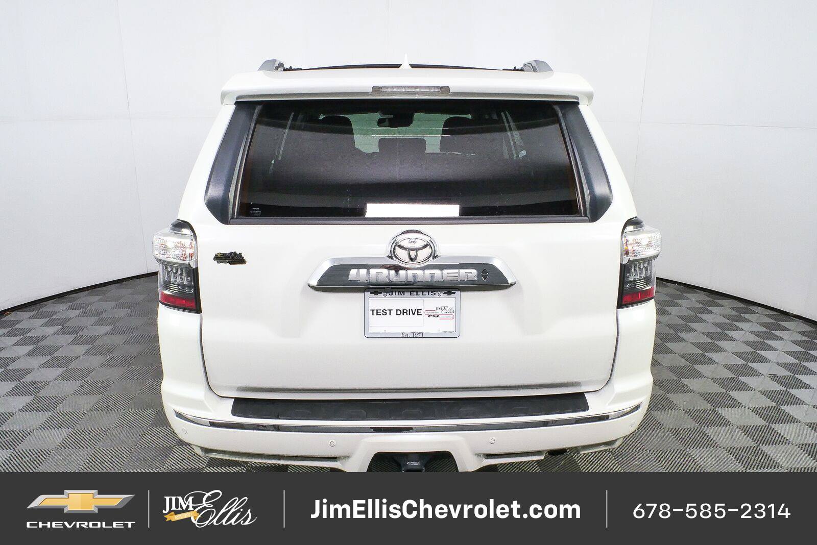 Used 2021 Toyota 4Runner Limited AWD/4WD image 27