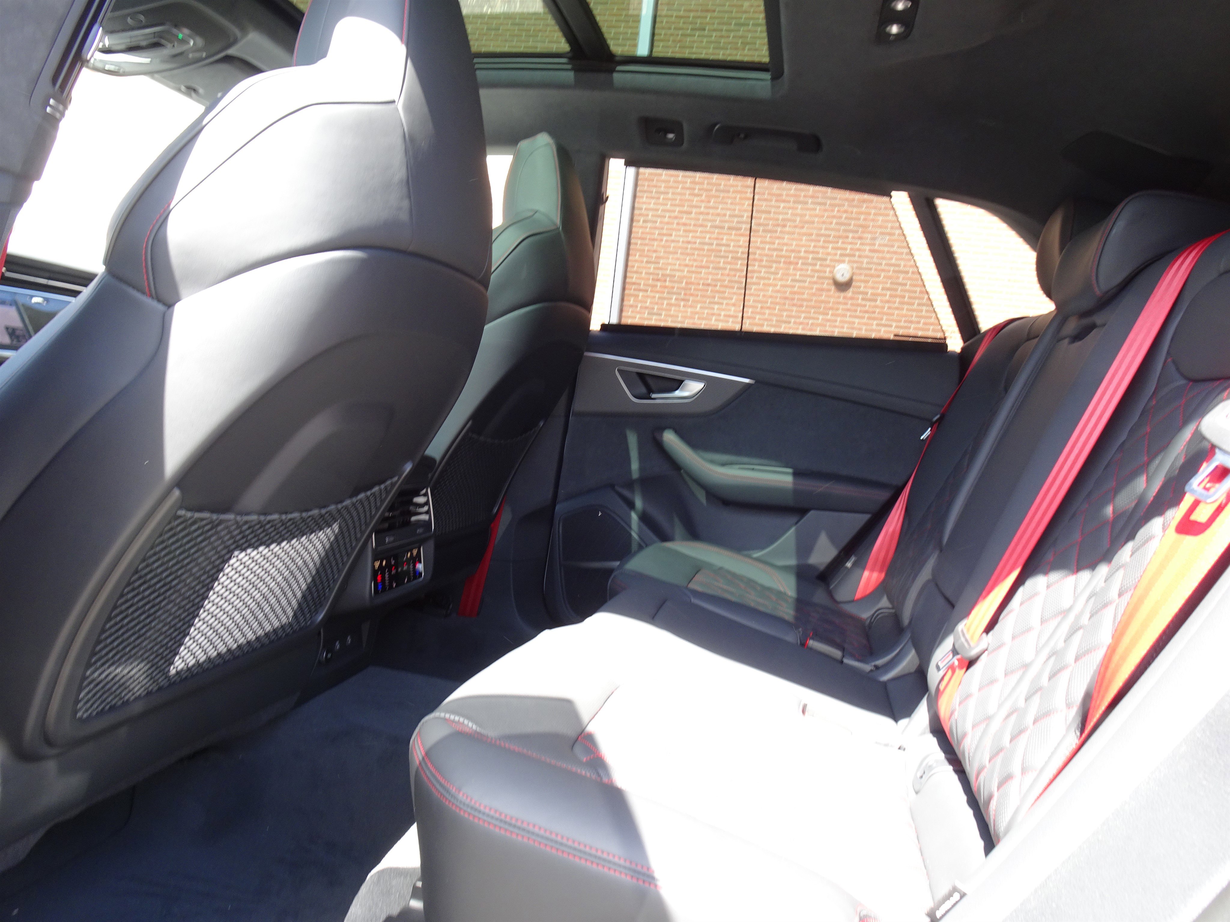 New 2026 Audi SQ8 Prestige image 6