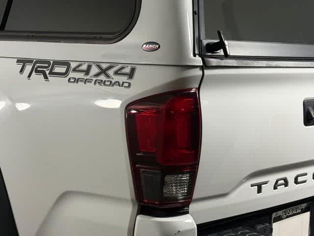 Used 2019 Toyota Tacoma TRD Off-Road AWD/4WD image 16