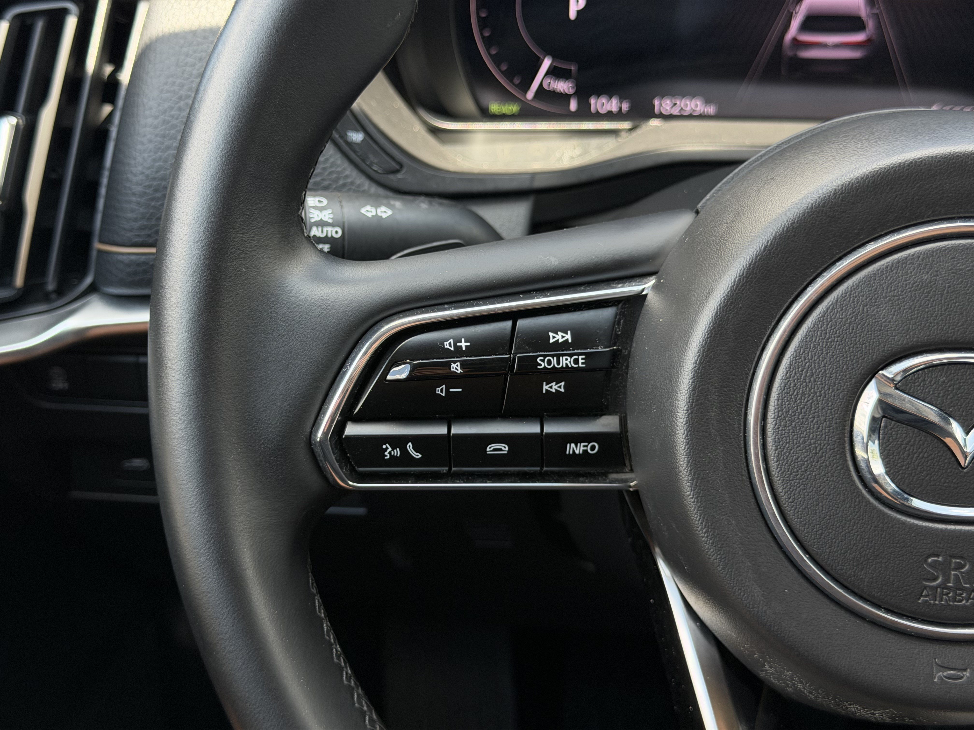 Used 2025 MAZDA CX-90 Plug-In Hybrid w/ Preferred AWD/4WD image 18