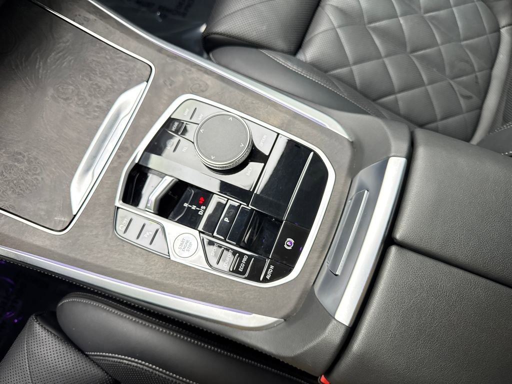 Used 2025 BMW X5 sDrive40i image 69