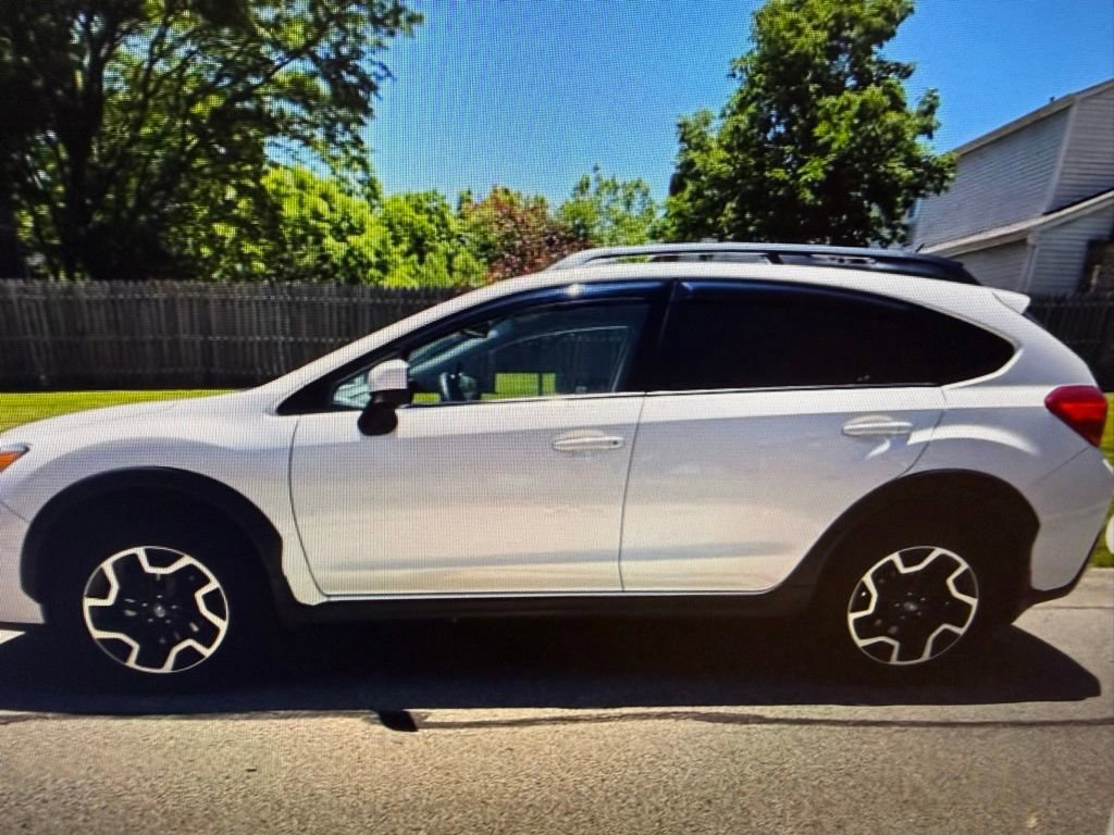 Used 2016 Subaru Crosstrek 2.0i Premium w/ Popular Package #1 AWD/4WD image 4