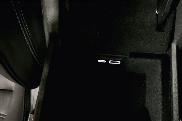 Used 2025 Cadillac XT6 Sport w/ Platinum Package image 25